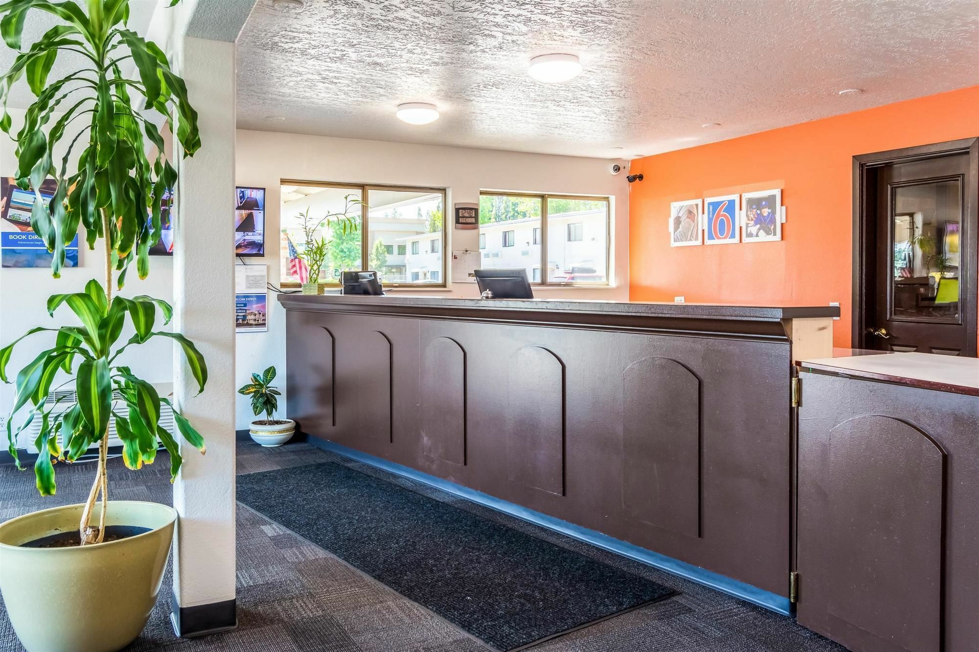 Motel 6 Gresham, Or - Portland מראה חיצוני תמונה